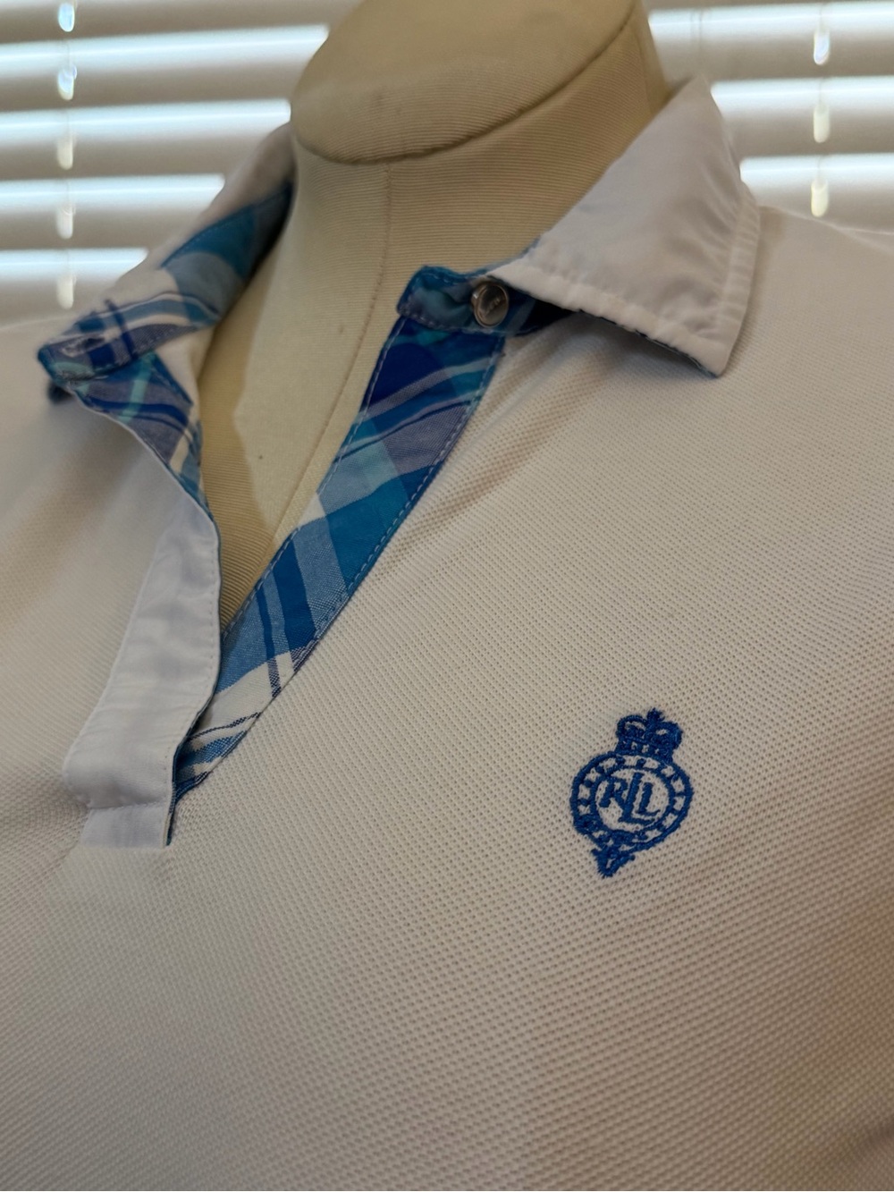 LRL Ralph Lauren Active Ladies M White Short Sleeve Polo Blue Crest Plaid Trim